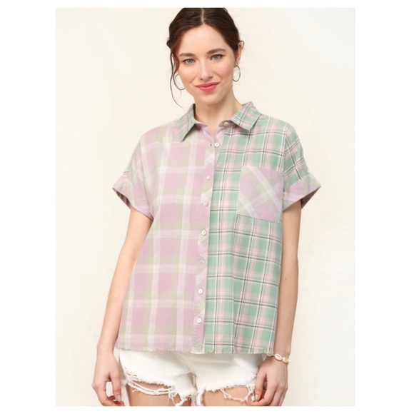 $15 start 138 ❤️Plaid Button Down and Fringe Hem Shirt with Front Pocket - Picture 2 of 4